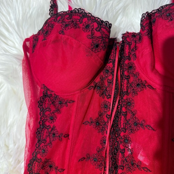 La vie en rose red/black mesh lingerie corset size 36C - Picture 3 of 5